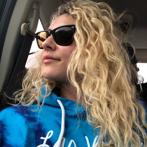 Meet your Posher, Victoria - Picture 4 of 4